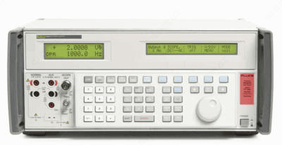 Fluke 5502E — многоцелевой калибратор - 1